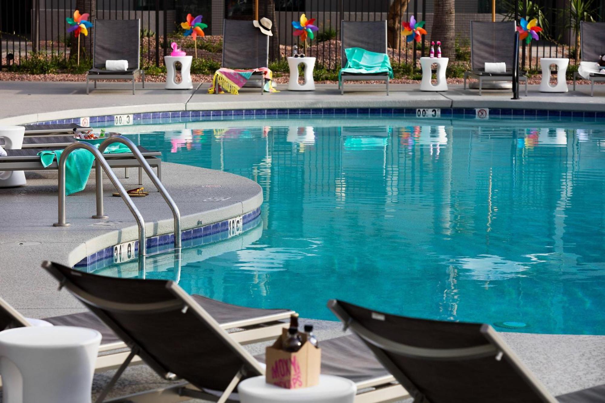 Moxy Phoenix Tempe/Asu Area Extérieur photo