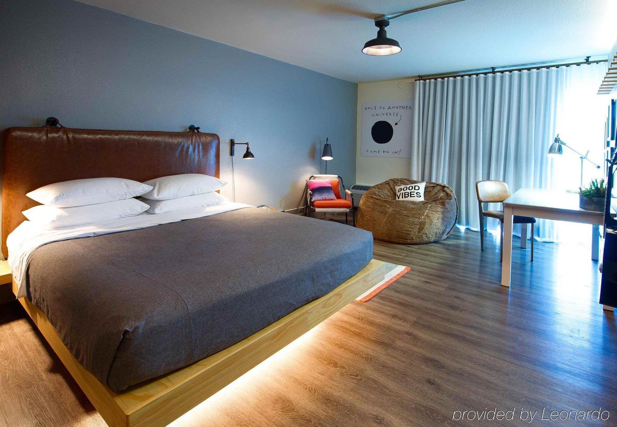 Moxy Phoenix Tempe/Asu Area Extérieur photo