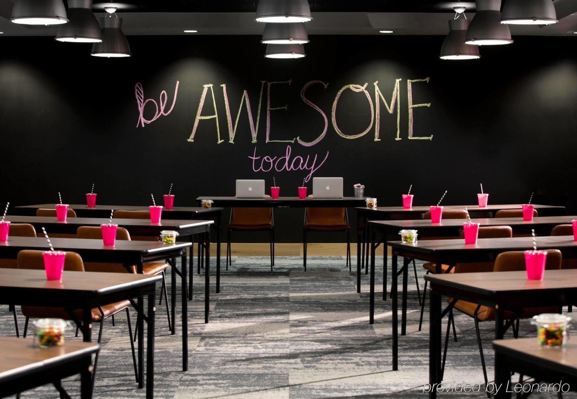 Moxy Phoenix Tempe/Asu Area Extérieur photo
